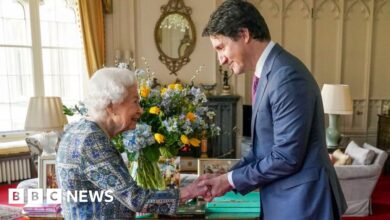 126640019 trudeauqueengetty