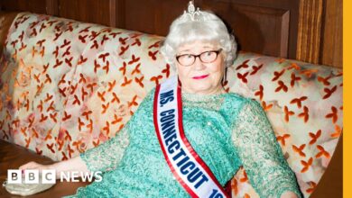 97065735 krystynafarley976y.jpg