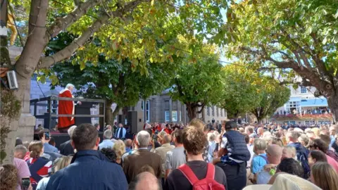 BBC Islanders outside the royal court in Jersey paying respects to Her Late Majesty Queen II