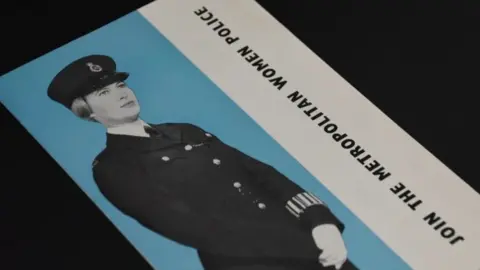 Met Police Met Police recruitment booklet